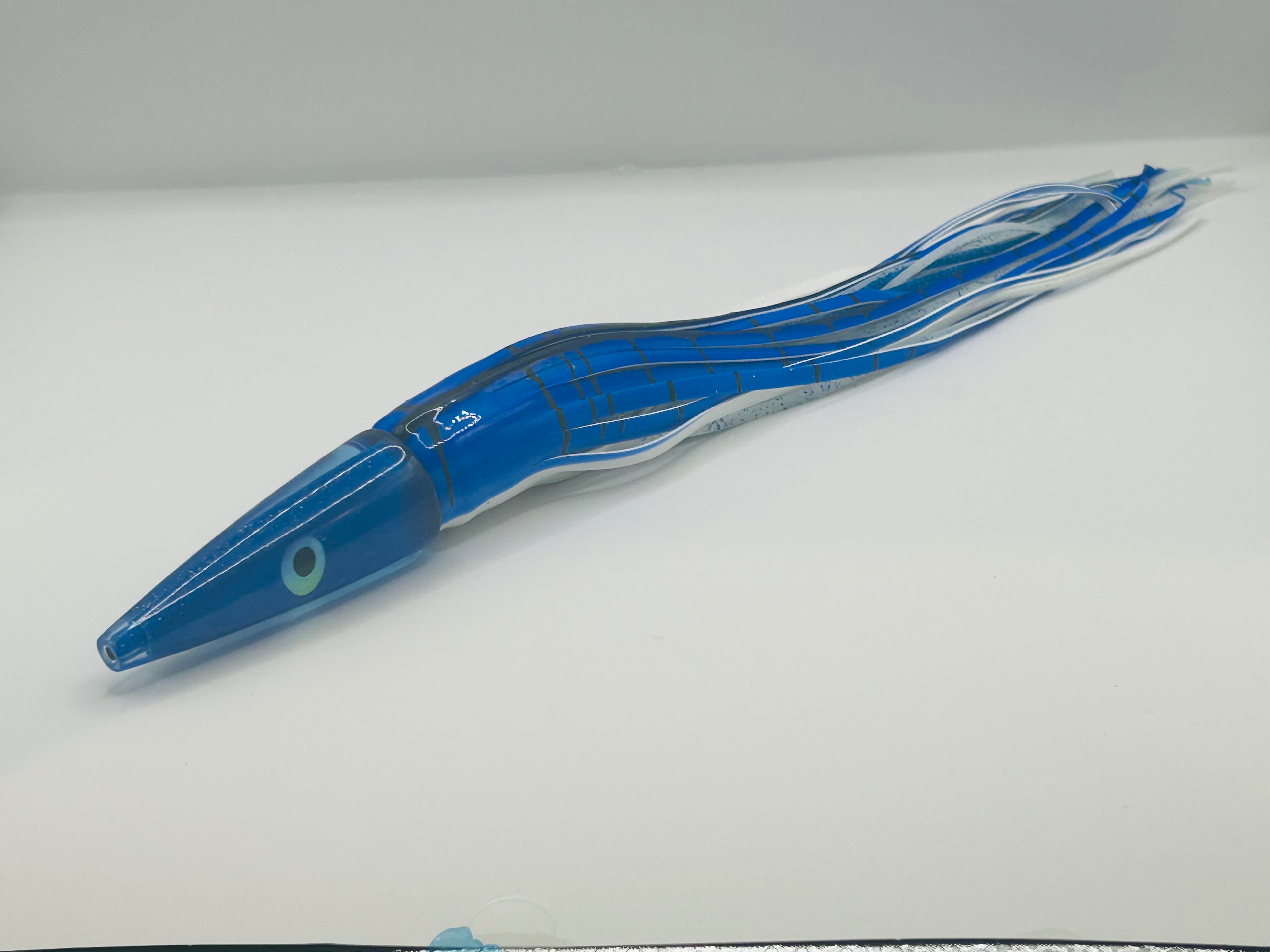 Schneider Lures 11” Streaker Blue Insert Skirted in OS Blue and White New