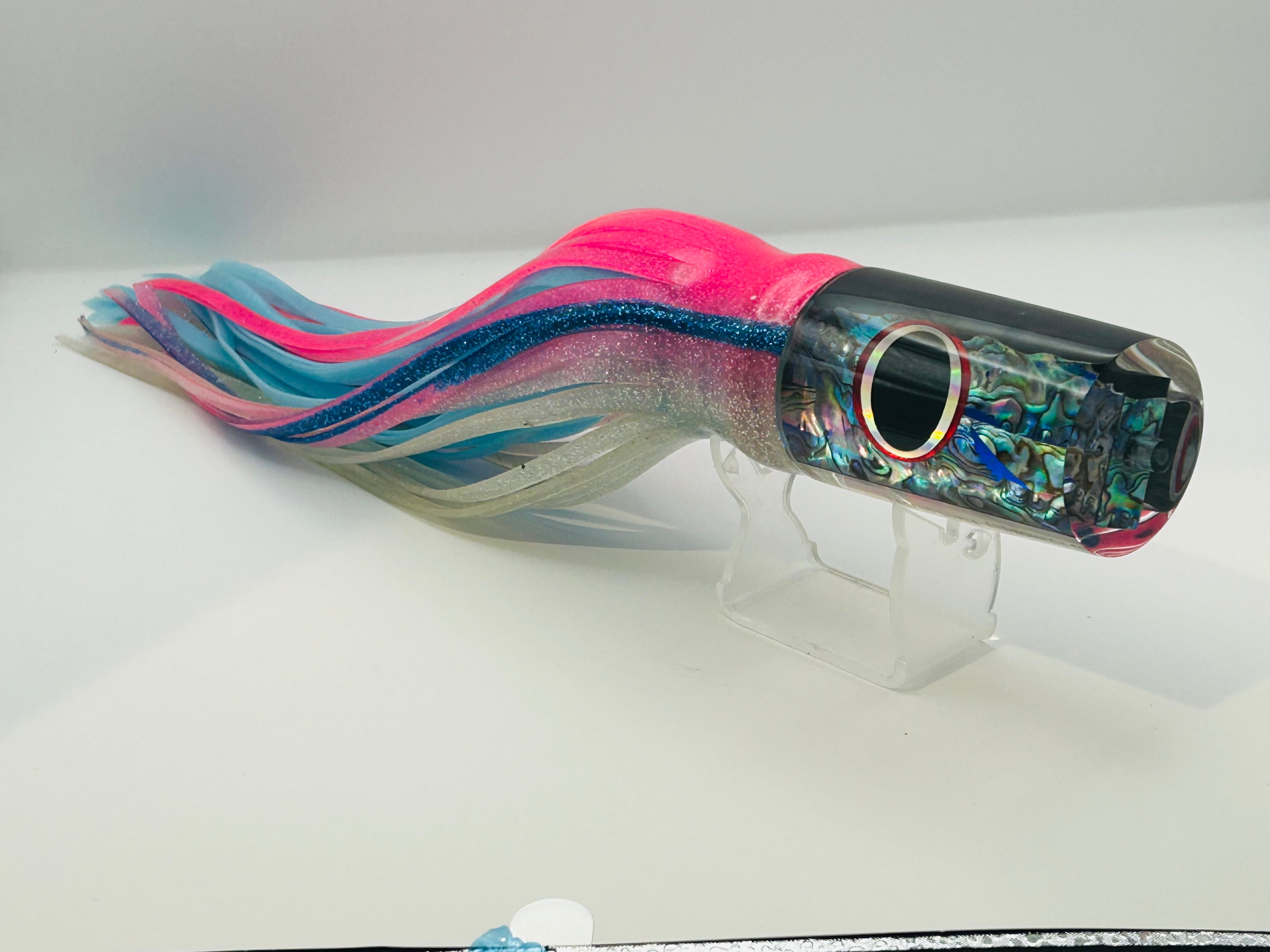 Legends Lures Andromeda 70 16” Skirted in pink and Silver over light Blue New.