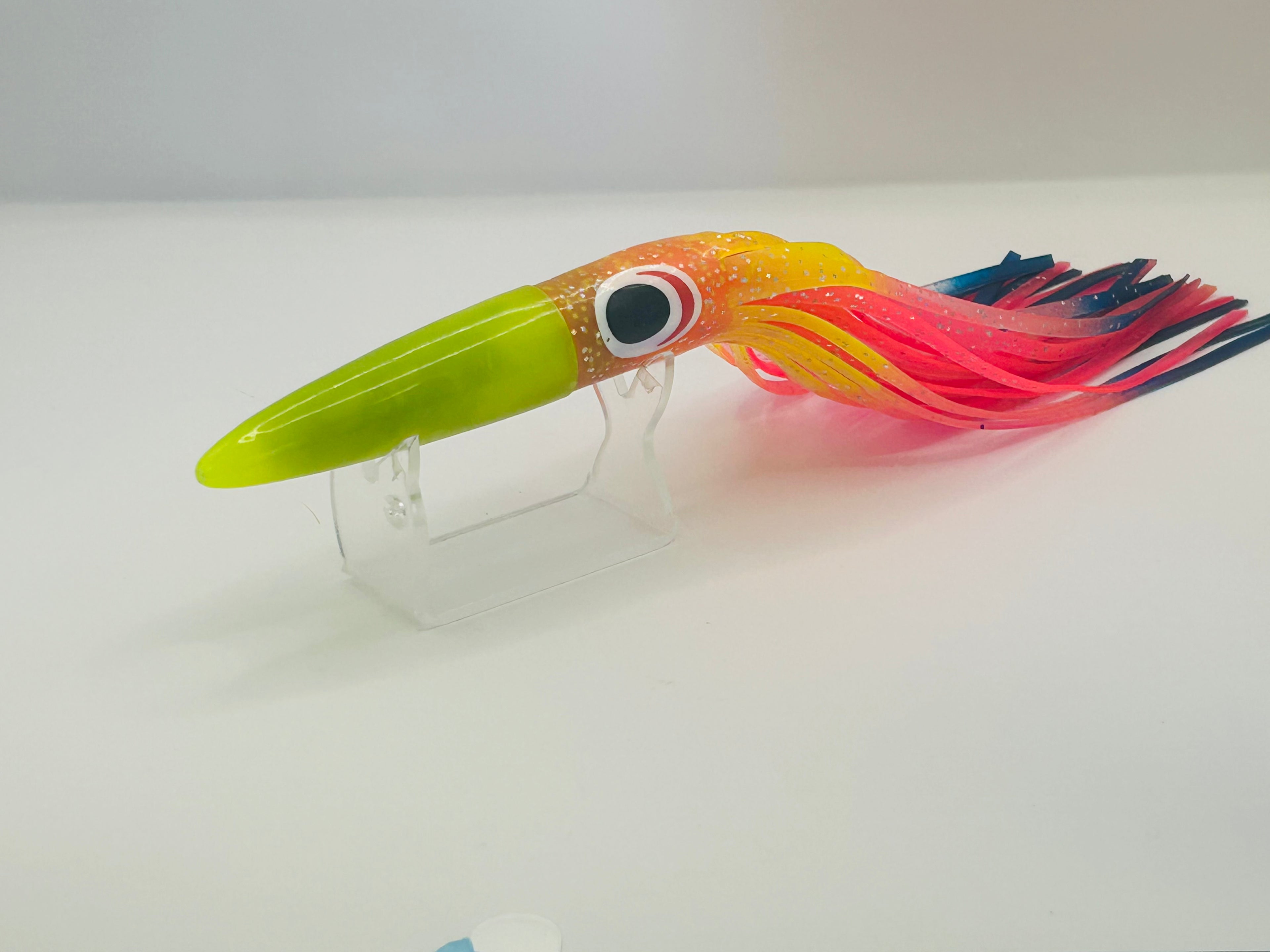 Green Machine weighted Tuna Lure in Rainbow Color Rigged
