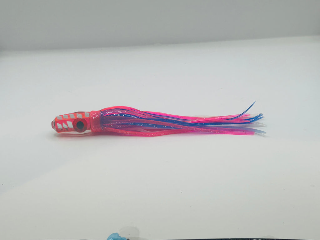 KC Lures - 5” Pink Cracked Glass Single Hole Bullet New Skirts Pink over Blue and White.