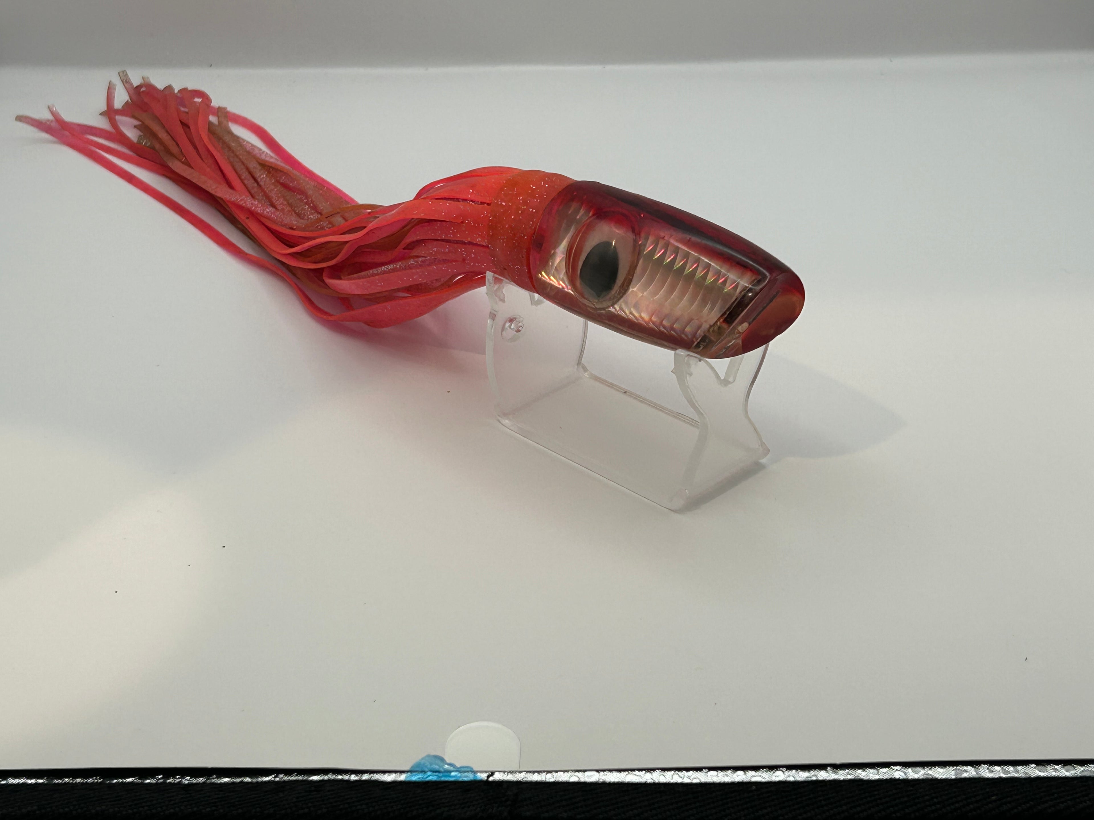 Lee Lur Custom Lures. 12” Swimmer head Pink Insert
